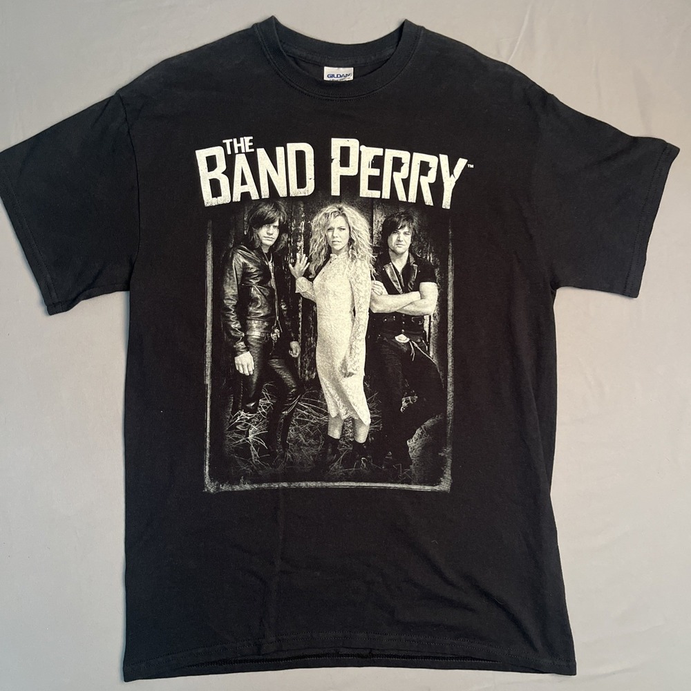 The Band Perry Concert World Tour T-Shirt Size M‎ Double Sided Cities Country